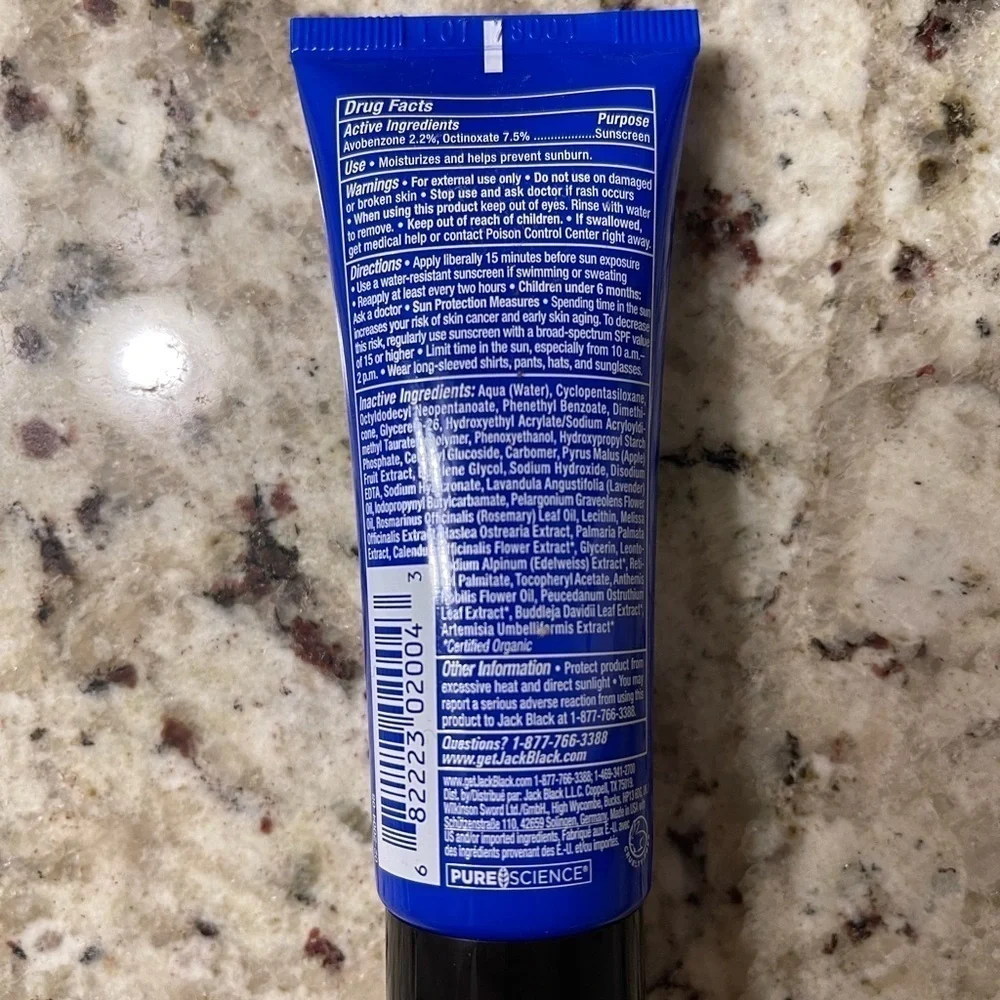 Jack Black lightweight emollient